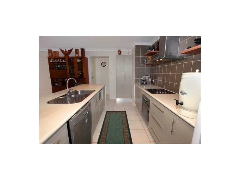 2/2 Rosslare Court, Kuluin QLD 4558