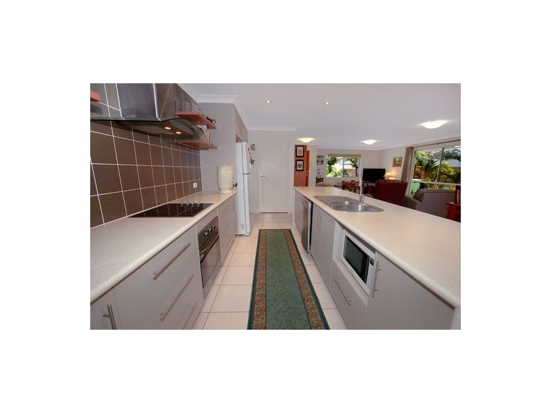 2/2 Rosslare Court, Kuluin QLD 4558