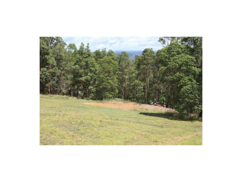 300 Ninderry Road, Ninderry QLD 4561