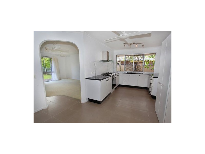 122 Tallowwood Drive, Kuluin QLD 4558