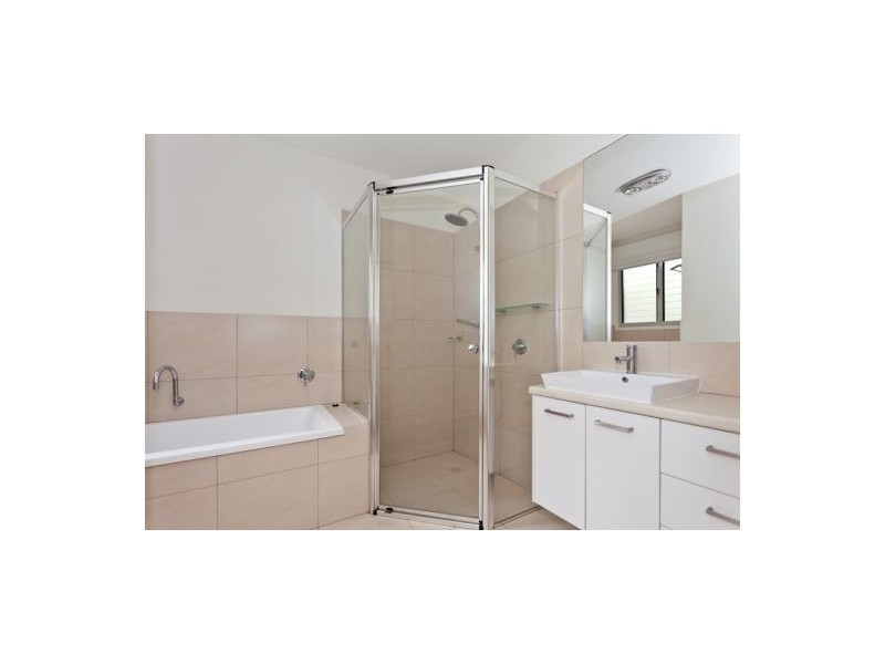 12 Boardrider Crescent, Mount Coolum QLD 4573