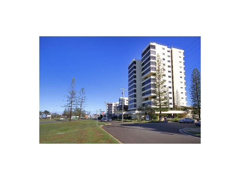 Apt 10 Shara, 128 Alexandra Pde, Alexandra Headland QLD 4572