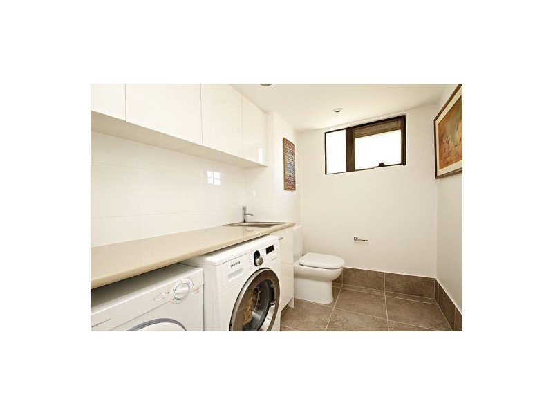Apt 10 Shara, 128 Alexandra Pde, Alexandra Headland QLD 4572