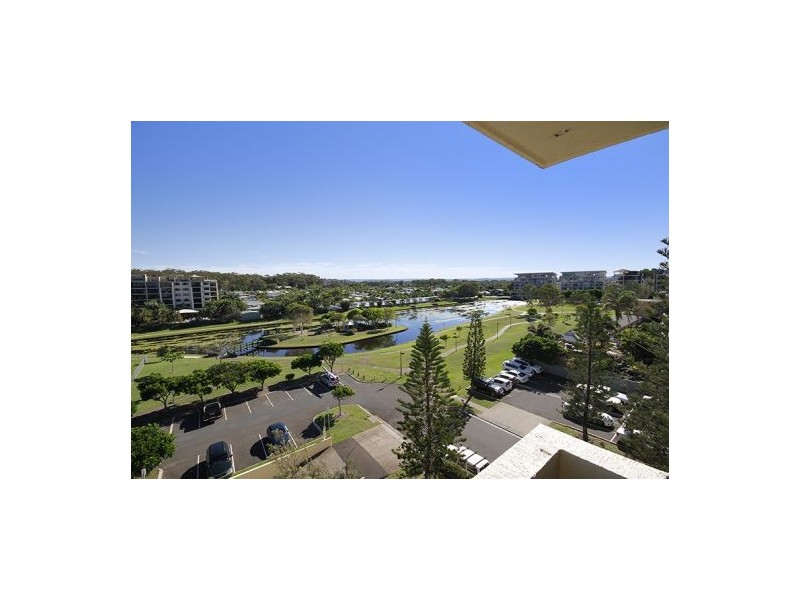 Apt 10 Shara, 128 Alexandra Pde, Alexandra Headland QLD 4572
