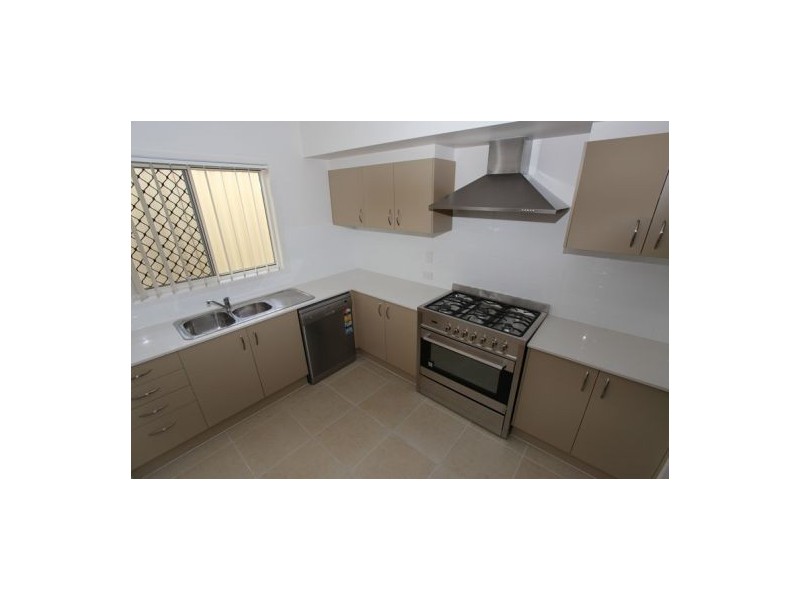 18 Crows Ash Place, Kuluin QLD 4558