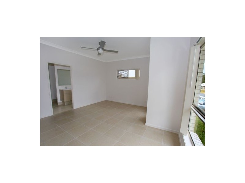 18 Crows Ash Place, Kuluin QLD 4558