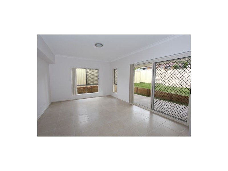 18 Crows Ash Place, Kuluin QLD 4558