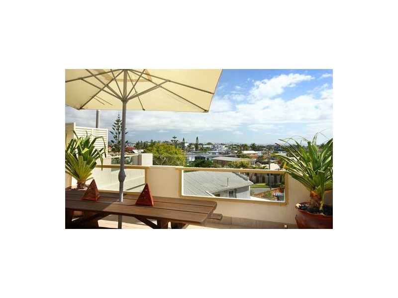 4/8 Point Cartwright Drive, Buddina QLD 4575