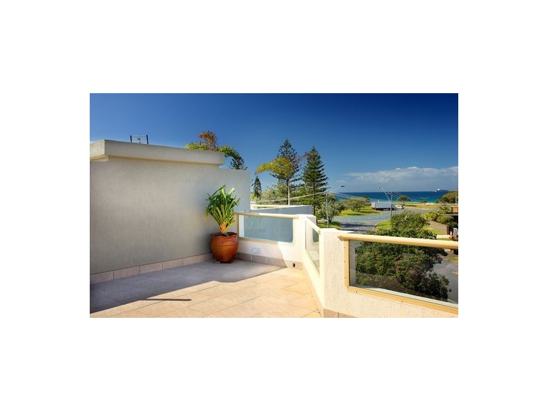 4/8 Point Cartwright Drive, Buddina QLD 4575