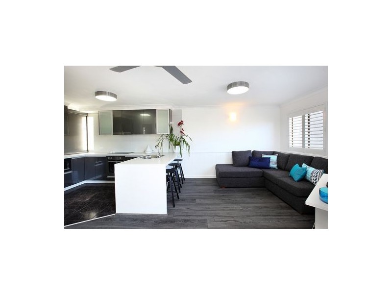 4/8 Point Cartwright Drive, Buddina QLD 4575