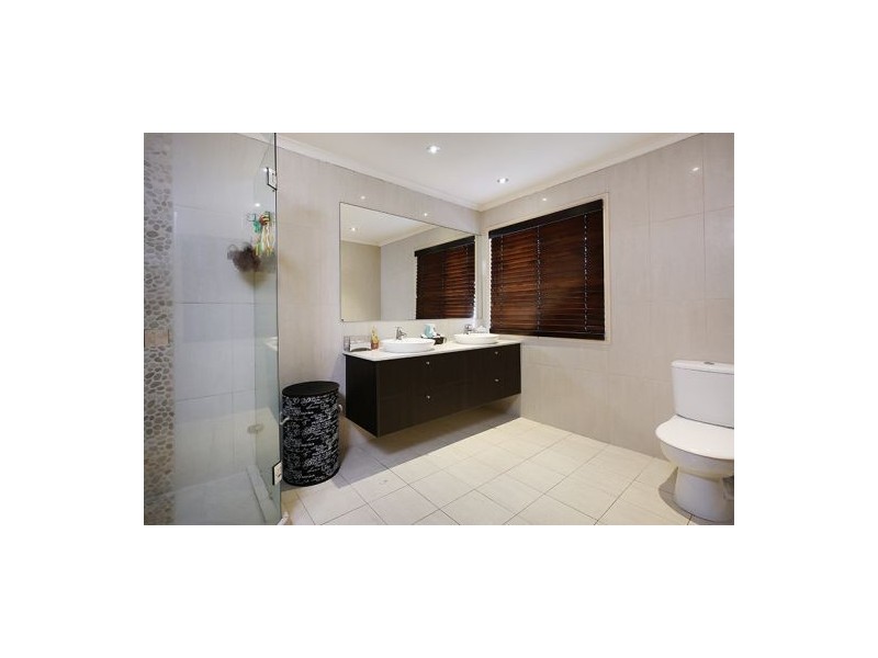 38 Lakeshore Avenue, Buderim QLD 4556