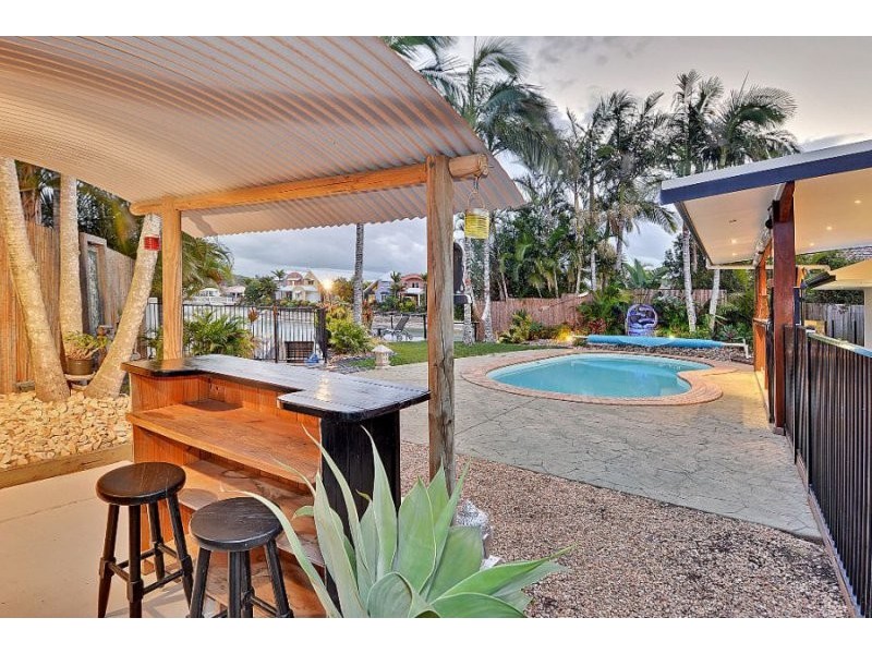 4 Maroochy Waters Drive, Maroochydore QLD 4558