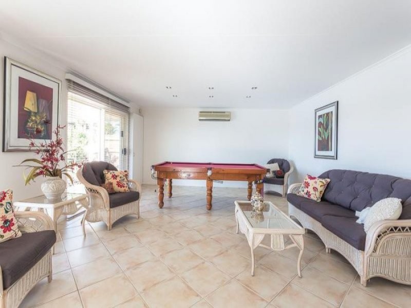 50 Amarina Avenue, Mooloolaba QLD 4557