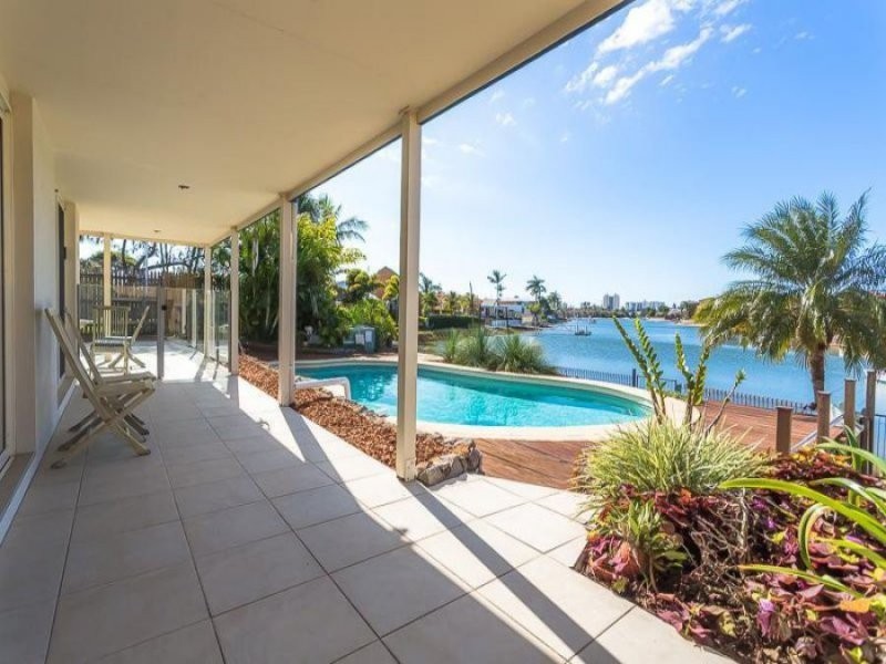50 Amarina Avenue, Mooloolaba QLD 4557