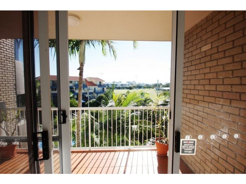 10/35-37 Cotton Tree Gardens, Fifth Avenue, Maroochydore QLD 4558