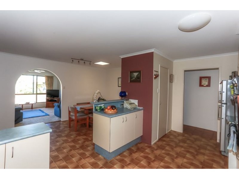 18 Tombarra Street, Mooloolaba QLD 4557