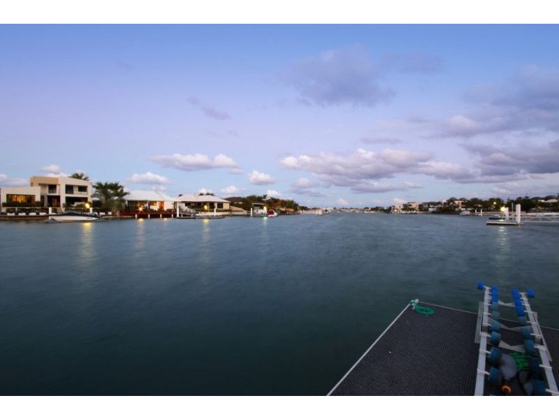 9 Nevis Court, Kawana Island QLD 4575