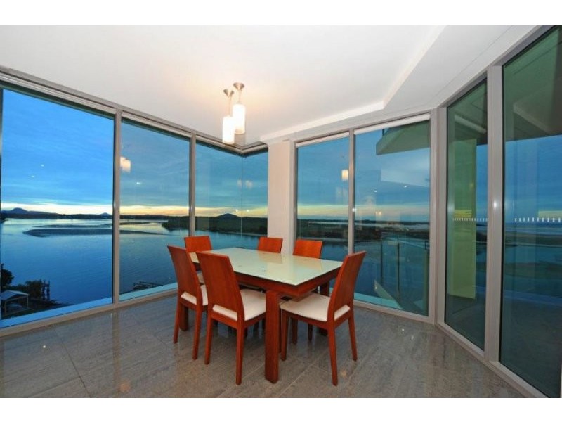 601/42 Riva, Duporth Avenue, Maroochydore QLD 4558