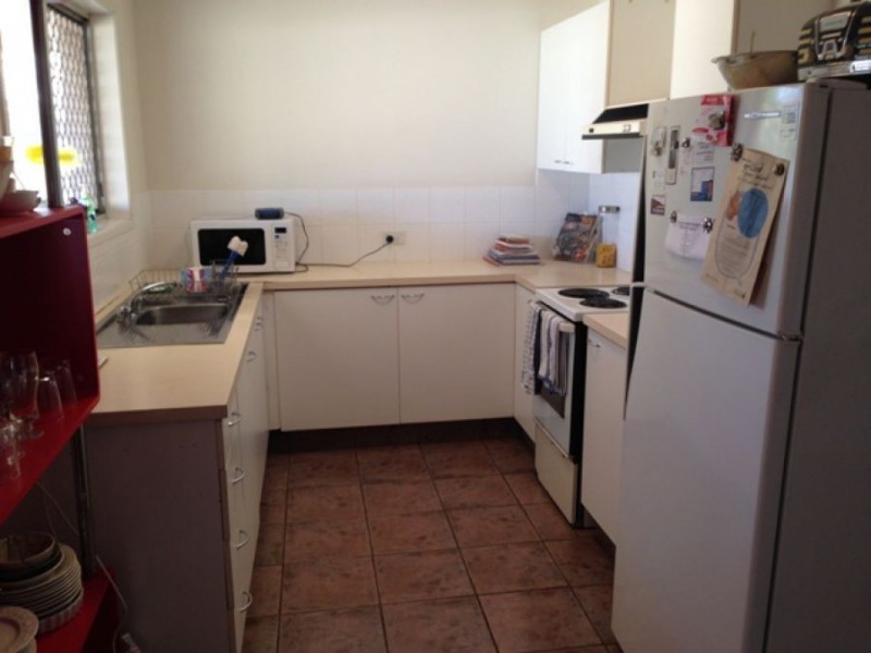 48 Parari Street, Warana QLD 4575