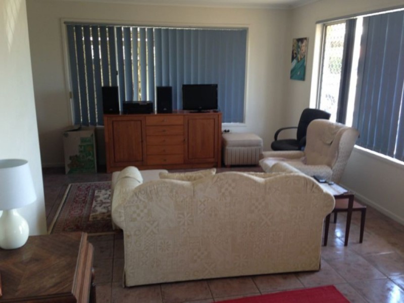 48 Parari Street, Warana QLD 4575