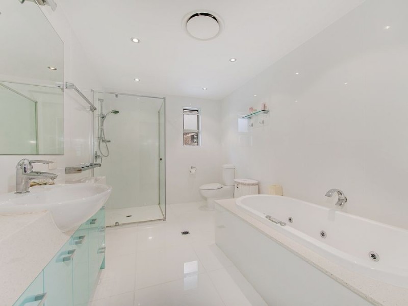 25 Camfield Street, Alexandra Headland QLD 4572