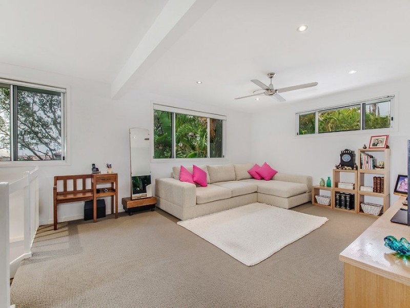 25 Camfield Street, Alexandra Headland QLD 4572