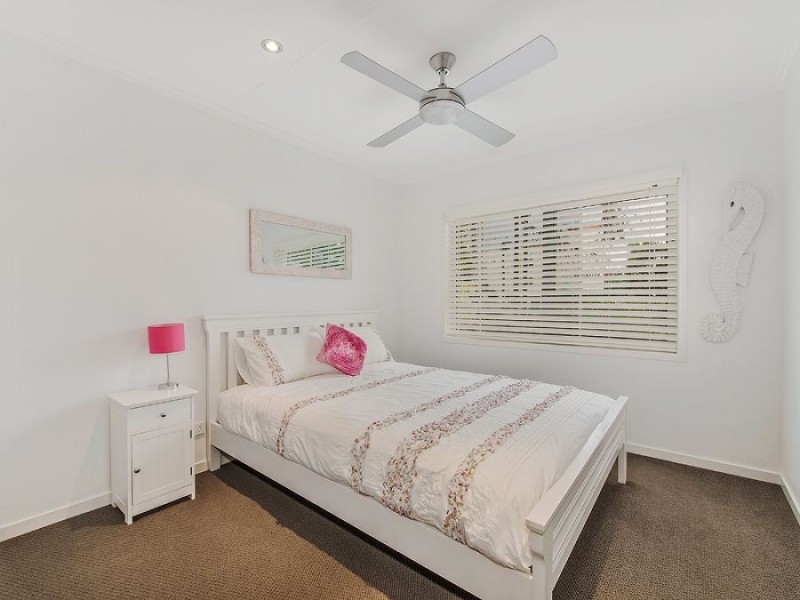 25 Camfield Street, Alexandra Headland QLD 4572