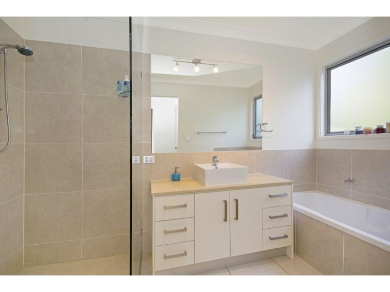14 Edwin Road, Buderim QLD 4556