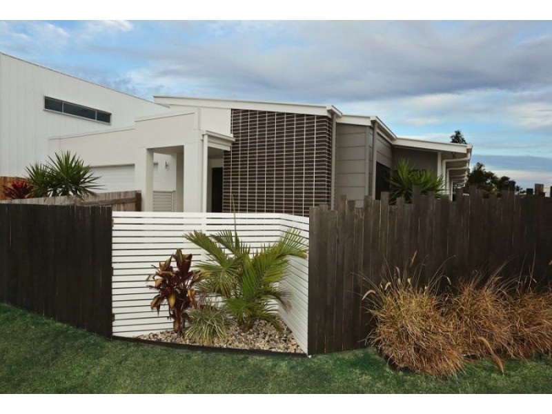 35 Blue Fin Circuit, Mountain Creek QLD 4557