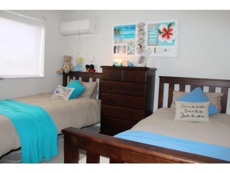 2/10 Beach Parade, Maroochydore QLD 4558