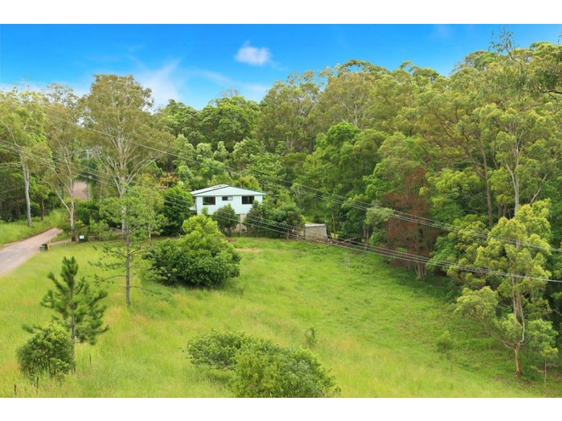 42 Savilles Road, Highworth QLD 4560