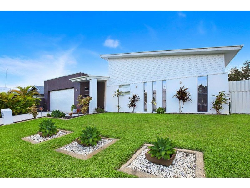 134 Grand Parade, Kawana Island QLD 4575