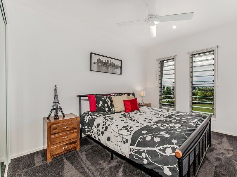 36 Serenity Circuit, Maroochydore QLD 4558
