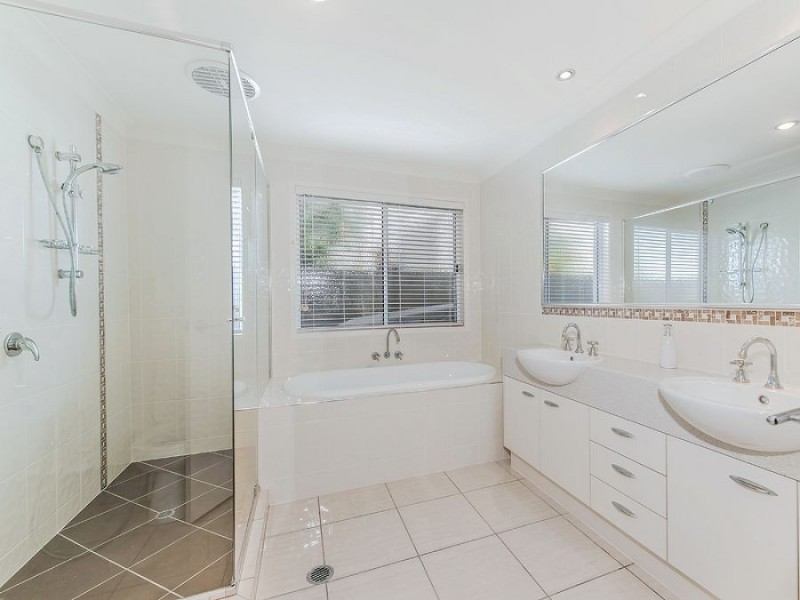 54 Anchorage Circuit, Twin Waters QLD 4564