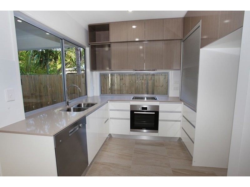 2/14 Richard Street, Maroochydore QLD 4558