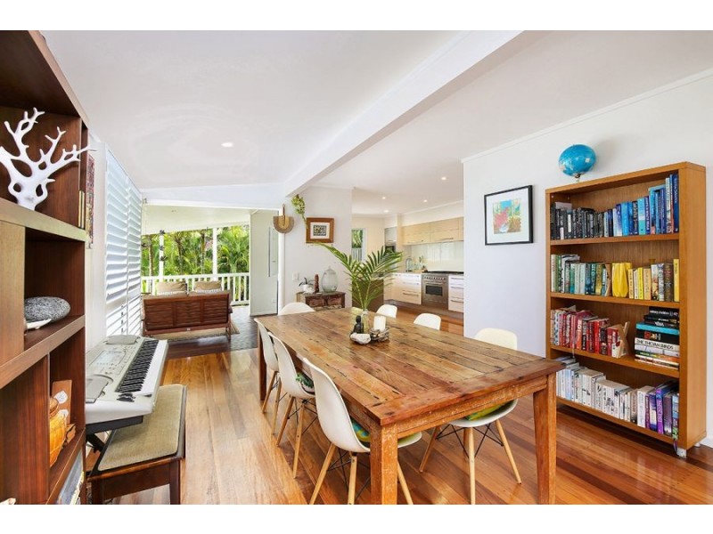 33 Mary Street, Alexandra Headland QLD 4572