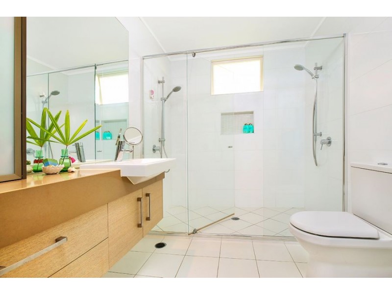 33 Mary Street, Alexandra Headland QLD 4572