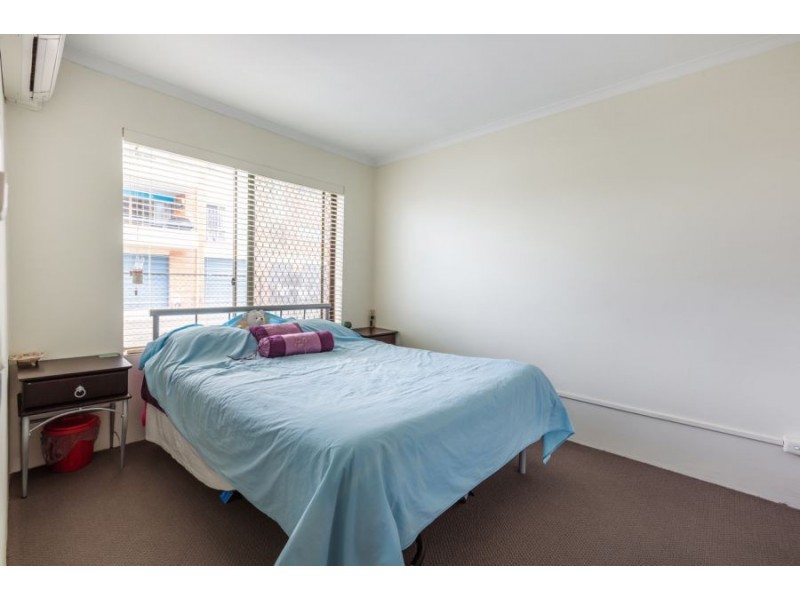 2/15 Carinya Drive, Mooloolaba QLD 4557