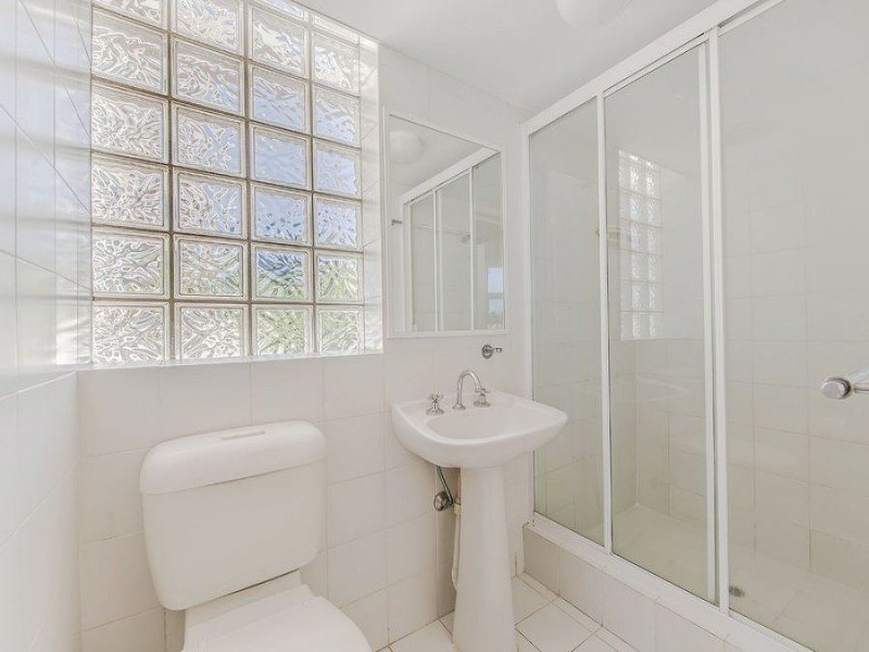 Apt 17 Sundeck Gardens, 70-78 Alexandra Parade, Maroochydore QLD 4558