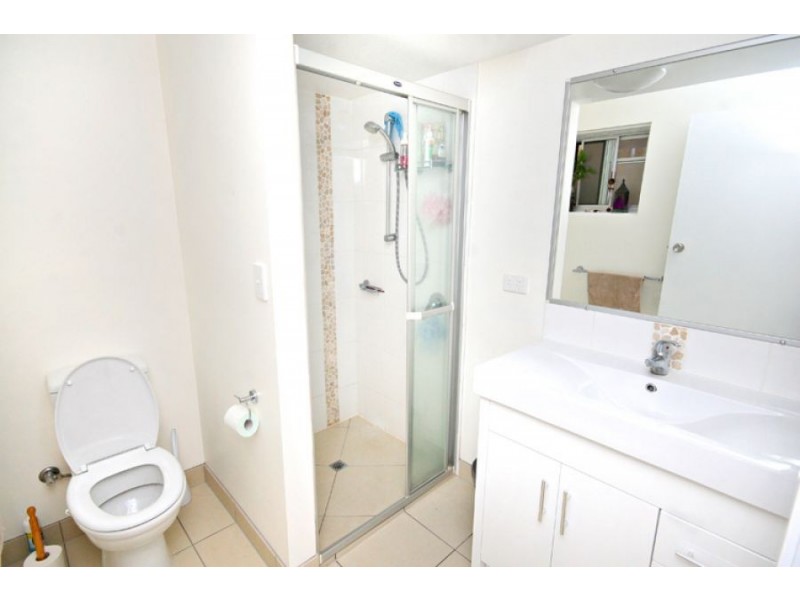 2/29 Pacific Terrace, Alexandra Headland QLD 4572