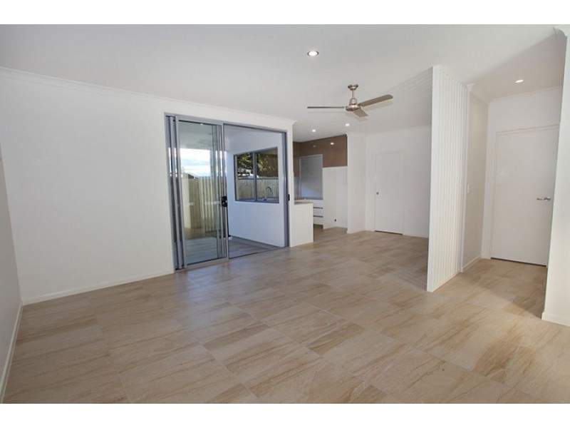 Apt 2 14 Richard Street, Maroochydore QLD 4558