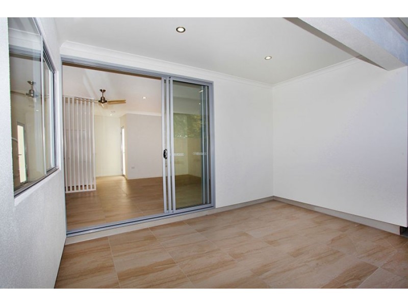 Apt 2 14 Richard Street, Maroochydore QLD 4558