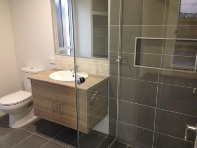 9 Curtis Street, Mountain Creek QLD 4557