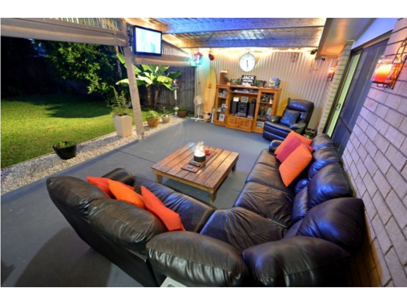 39 Broadwater Avenue, Maroochydore QLD 4558