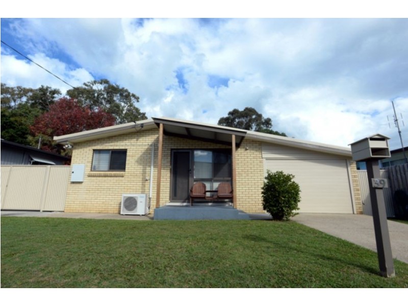 39 Broadwater Avenue, Maroochydore QLD 4558