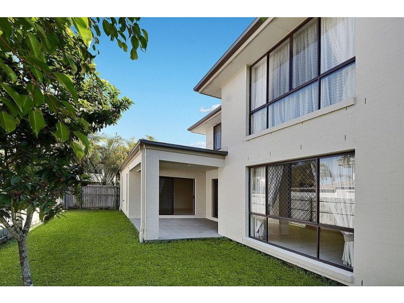 15 Cairncroft Place, Sippy Downs QLD 4556