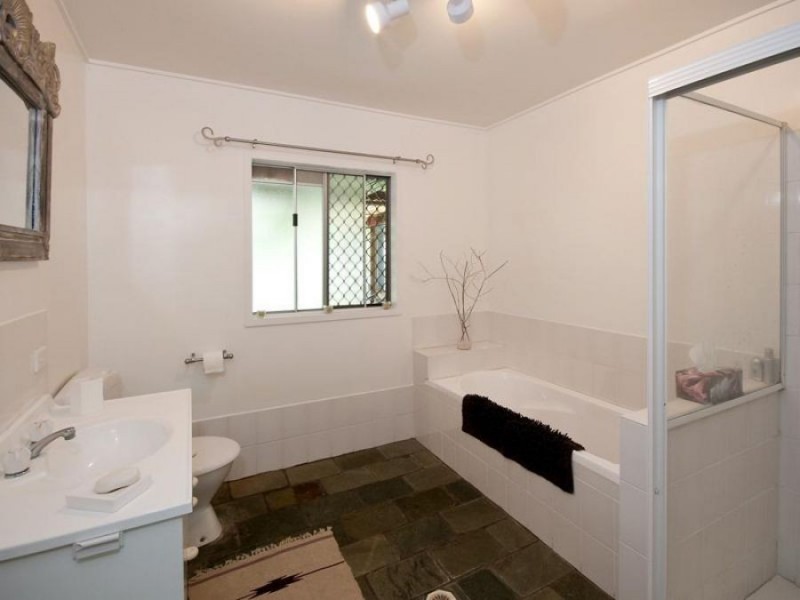 68 Willis Road, Bli Bli QLD 4560