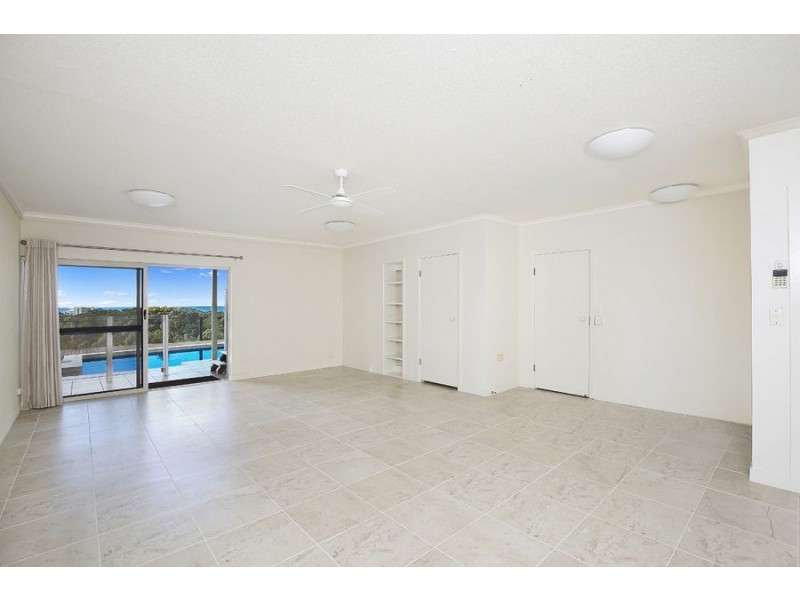 52 Tantula Road East, Alexandra Headland QLD 4572