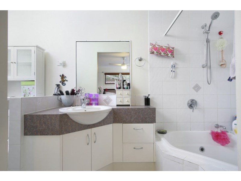 22 Camden Way, Maroochydore QLD 4558