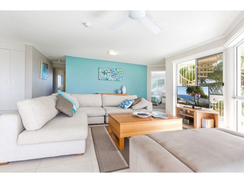 Unit 15 ‘Surfside On The Beach’ 143 Lowanna Drive, Buddina QLD 4575